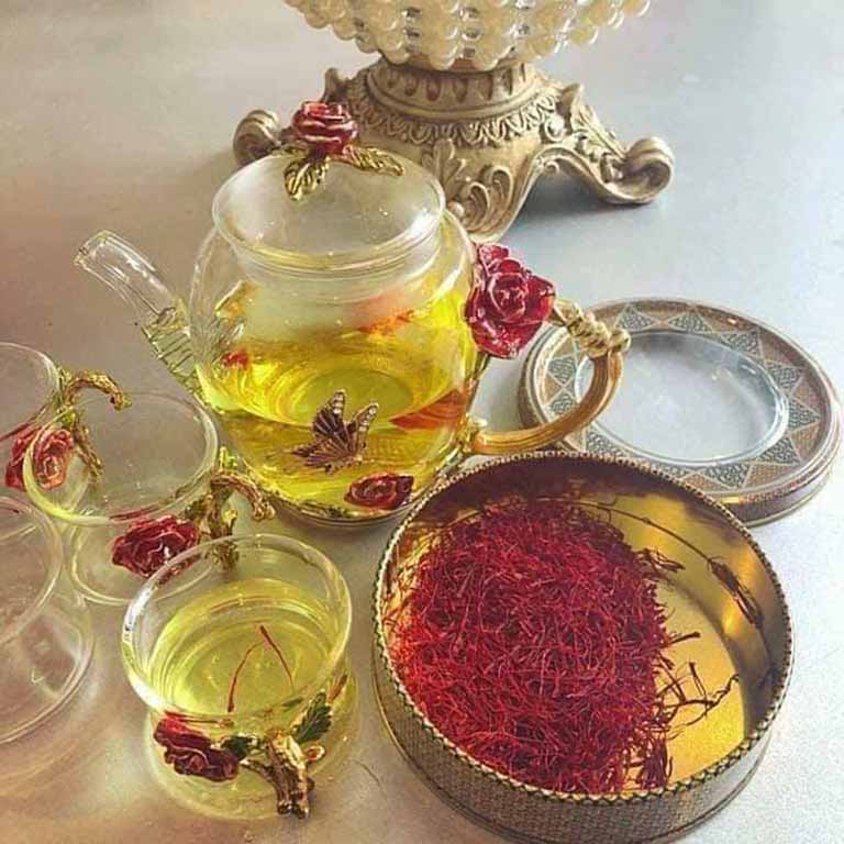 cách sử dụng nhụy hoa nghệ tây (Saffron) chữa mất ngủ