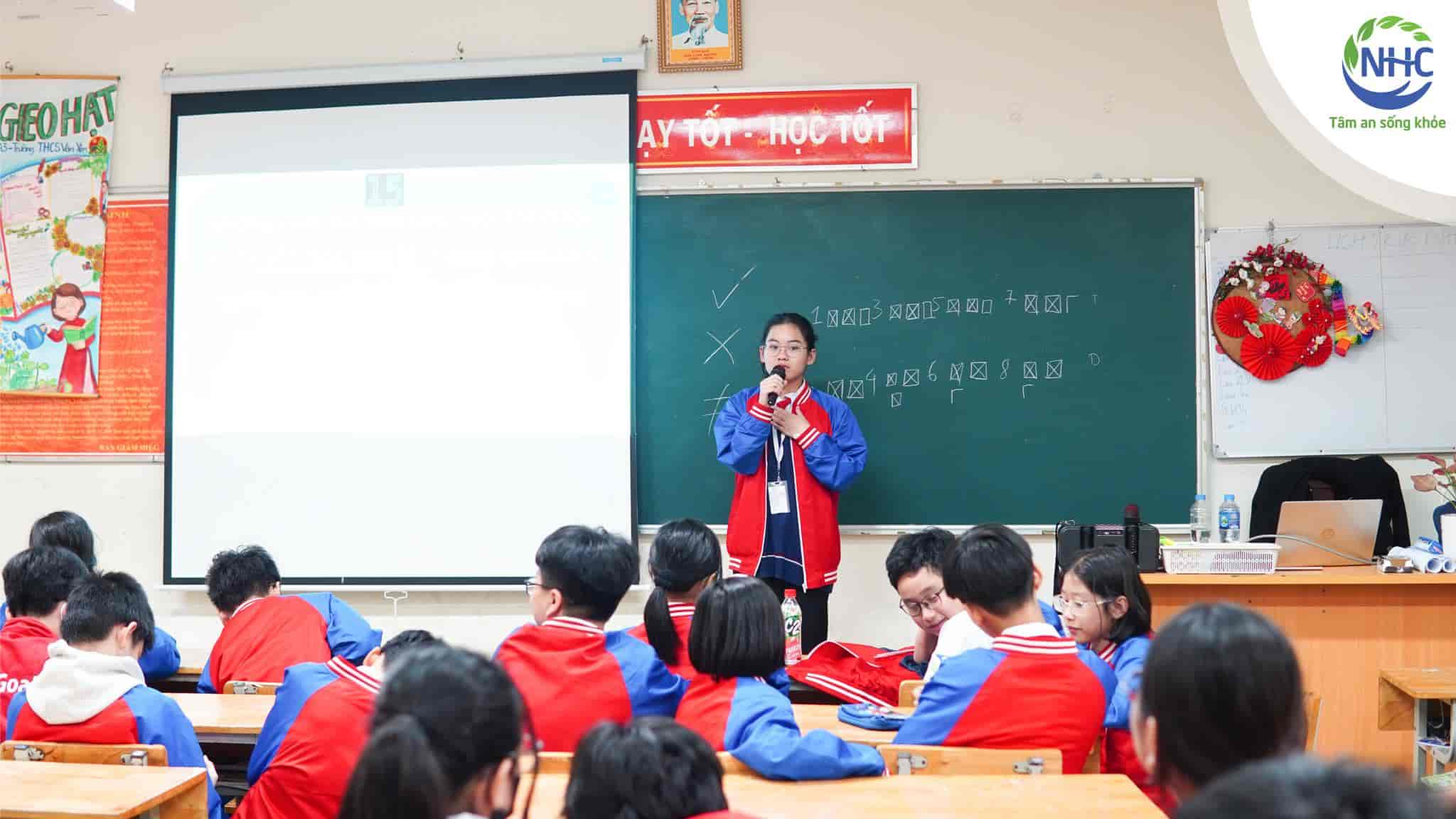 Những câu chuyện chân thực và cảm động này đã truyền cảm hứng và khích lệ những bạn khác cùng lắng nghe và chia sẻ.