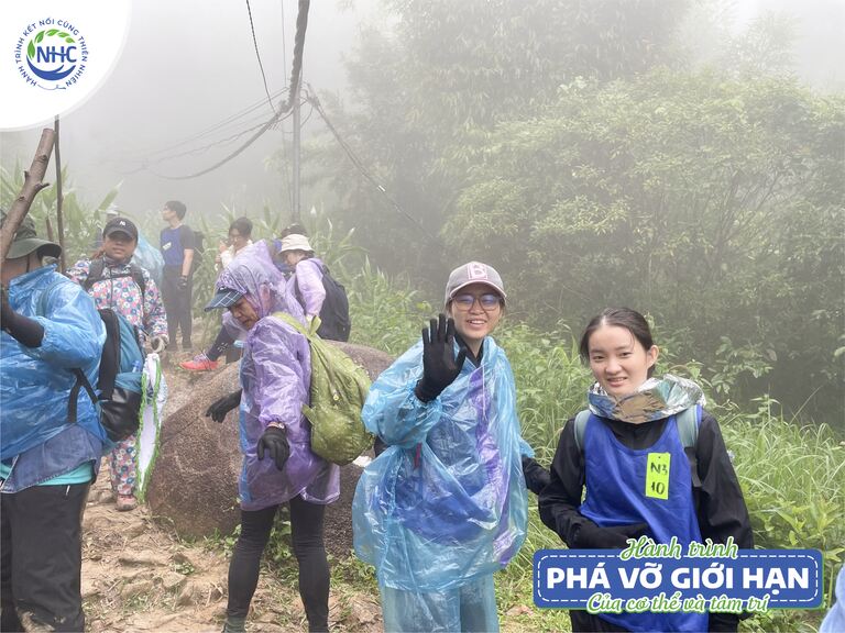 Cùng nhau chinh phục đỉnh cao, cùng nhau về đích xinh tươi